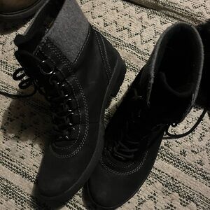 HUSH PUPPIES BLACK WINTER BOOTS